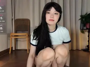 Liunana  live sex cam