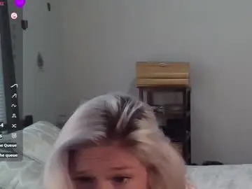 Luna_luvgood  live sex cam