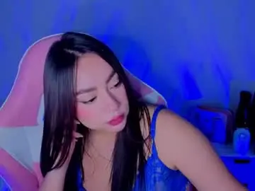 Lyavalmont  live sex cam