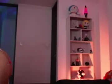 Nina_delrey  live sex cam