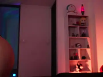 Nina_delrey  live sex cam