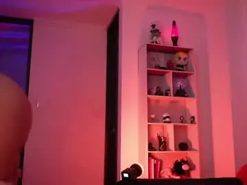 Nina_delrey  live sex cam