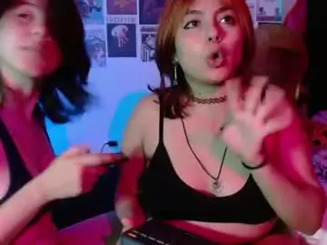 Red_cherry2  live sex cam