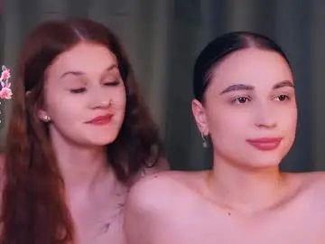 Suziegoglia  live sex cam