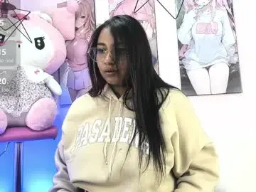 Tinna_noa  live sex cam