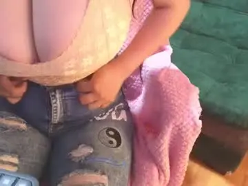 Valery_cute_18  live sex cam