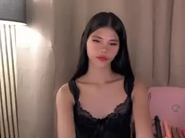 Yourfavoratevivian  live sex cam