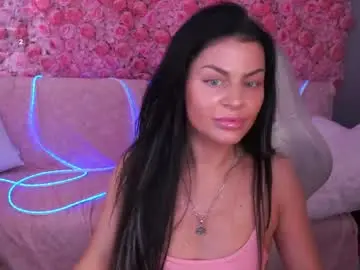 Blackfoxyyyy  live sex cam