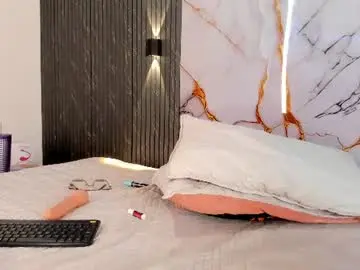 Catthleya  live sex cam