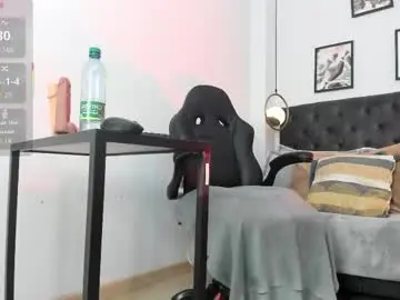 Freya_26  live sex cam