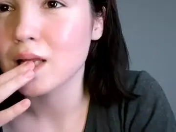Lillilyt  live sex cam