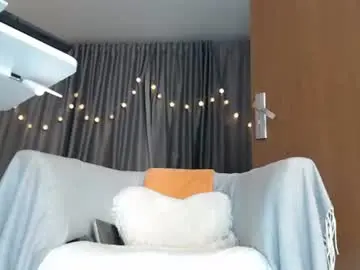 Newamore  live sex cam