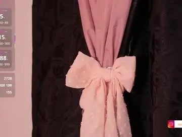 Rosannaking  live sex cam