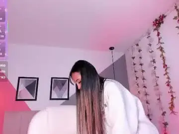 Rue_zue  live sex cam