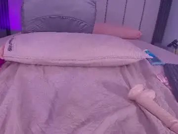 Vicky__smith  live sex cam
