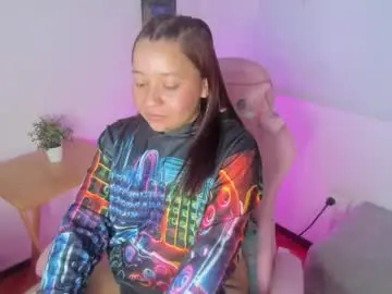 Ale_alejandra  live sex cam