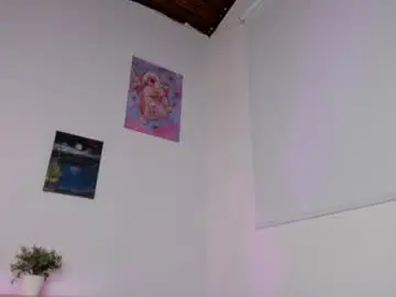 Ale_alejandra  live sex cam