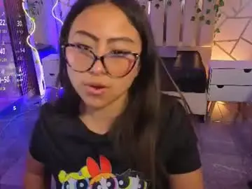 Amhira_tay  live sex cam