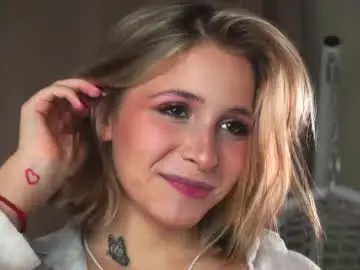 Ceceliapidcock  live sex cam
