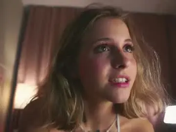 Ceceliapidcock  live sex cam