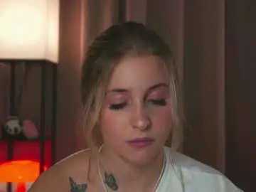 Ceceliapidcock  live sex cam