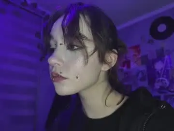 Cruella_mira  live sex cam