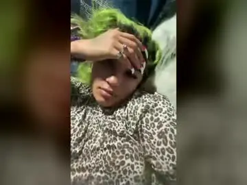 Cum4meedaddy  live sex cam