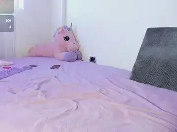 Emy_xdy  live sex cam