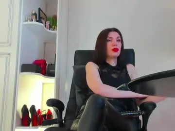 Femdomheels  live sex cam