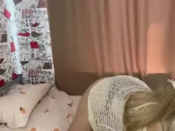 Green_tangerine  live sex cam