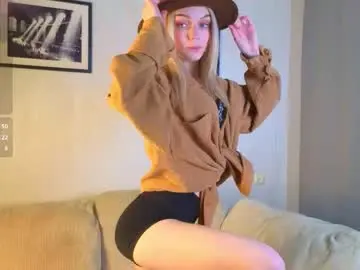 Julliacats  live sex cam