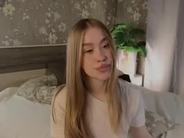 Lolly_kittyy  live sex cam