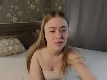 Lolly_kittyy  live sex cam