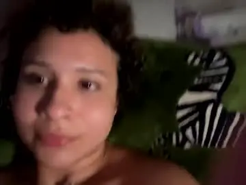 Lunaloopzz  live sex cam