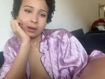 Lunaloopzz  live sex cam