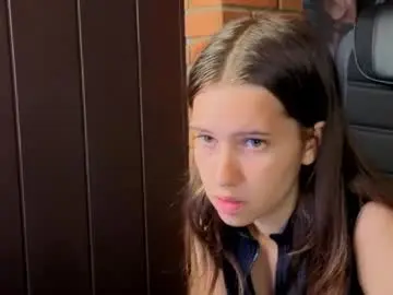 Molly_miavka  live sex cam