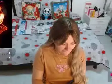 Sonialatin69  live sex cam