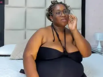 Treisyvixen  live sex cam