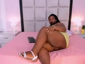 Treisyvixen  live sex cam