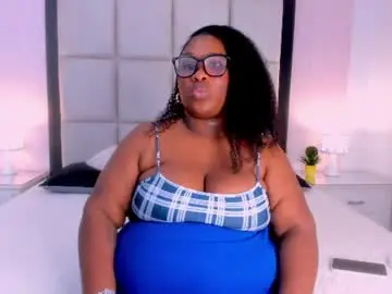 Treisyvixen  live sex cam