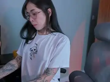 Zura_cake  live sex cam