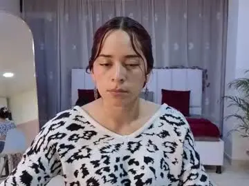 Alaia_skater  live sex cam