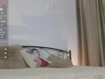Alyxkinski  live sex cam