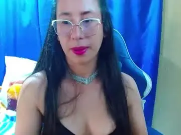 Gia_leinn  live sex cam