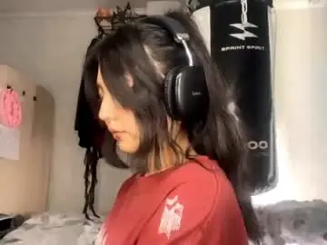 Johnniegelrud  live sex cam