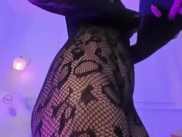 Leylarusso  live sex cam