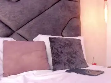 Leylarusso  live sex cam