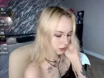 Wannafckmonalisa  live sex cam