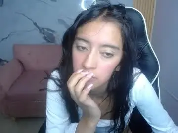 Dahyan_ch  live sex cam