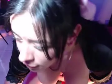 Danniela_james  live sex cam